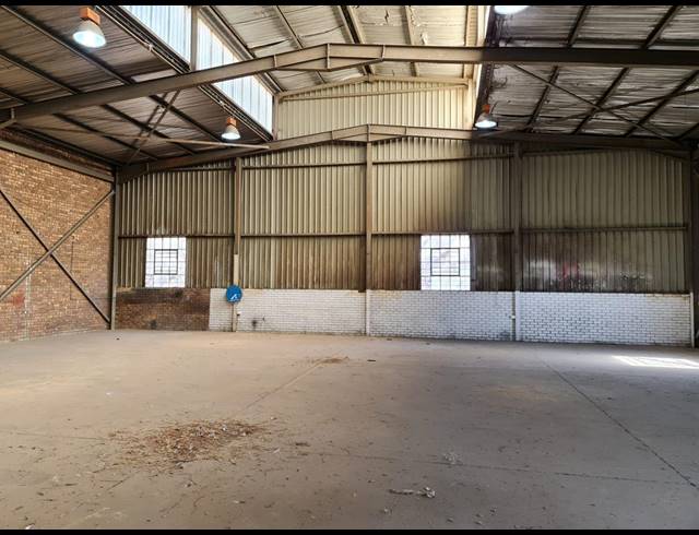 510M² WAREHOUSE TO LET IN WADEVILLE